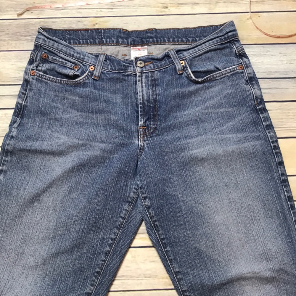 Lucky Jeans- straight leg. EUC size 12/31